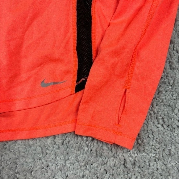 Nike Shirt Womens Medium Fitted Drifit Activewear Thumb Holes Sheer Panels - Picture 2 of 4